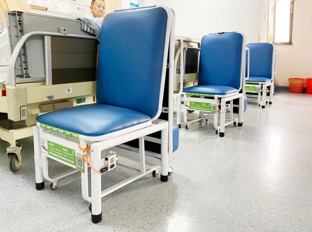 共享陪護(hù)床怎么選？廣州愛陪四大優(yōu)勢來解答！